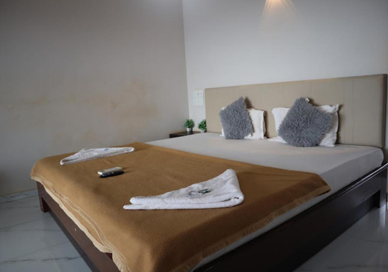 Sea King Beach Resort Ganpatipule Eksteriør billede